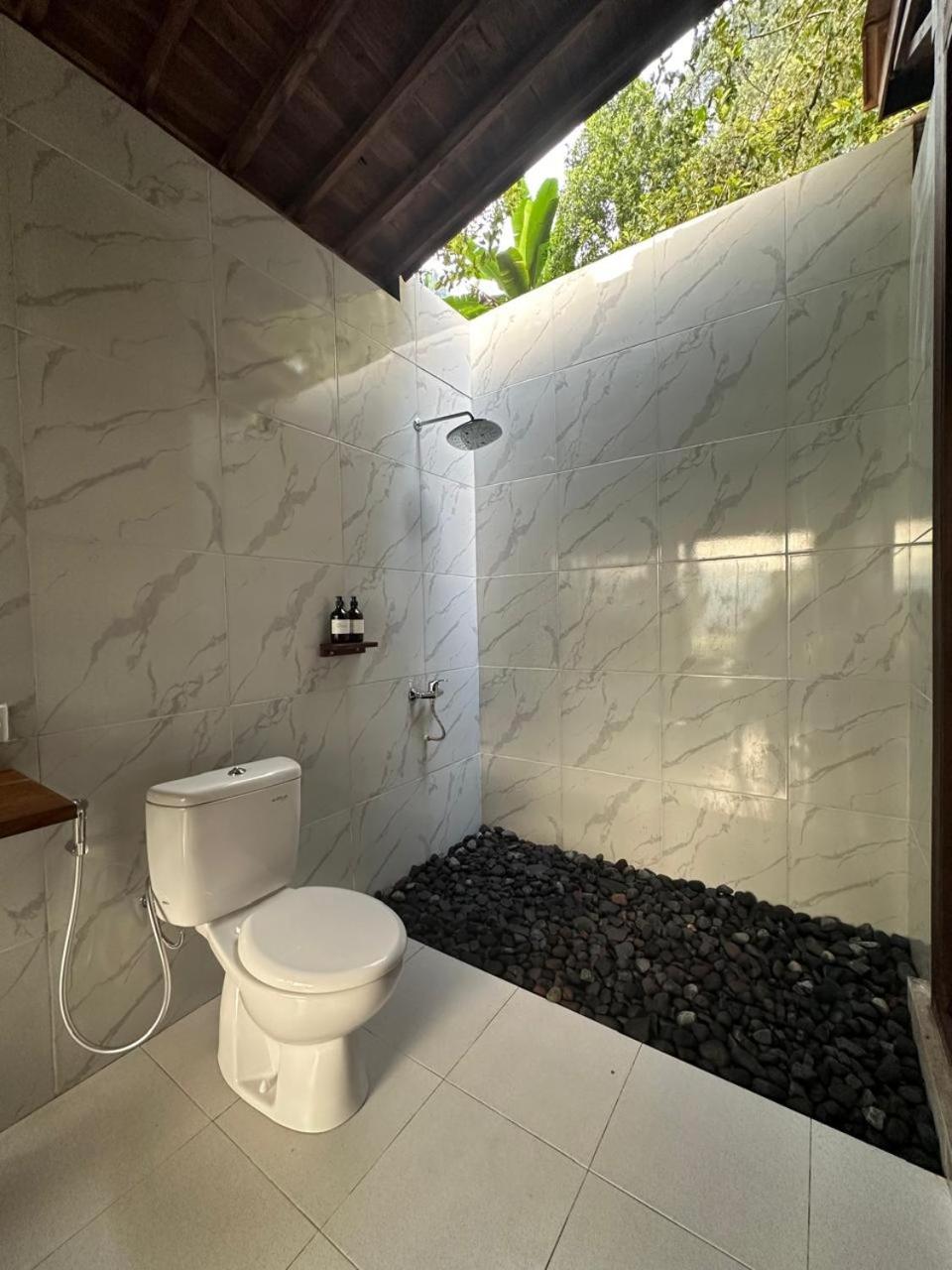 Silebeng Cemara Green Hill By Samhita Bali מראה חיצוני תמונה